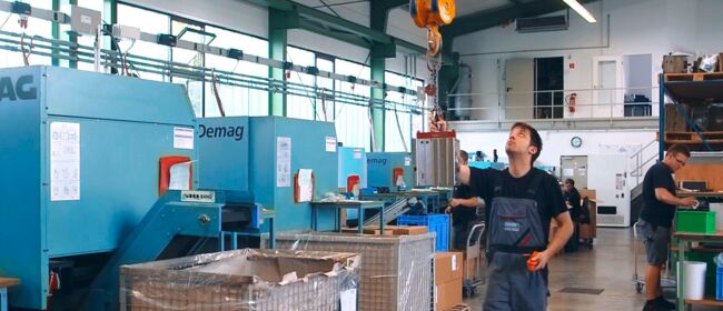 Industriekrane & Hebezeuge 